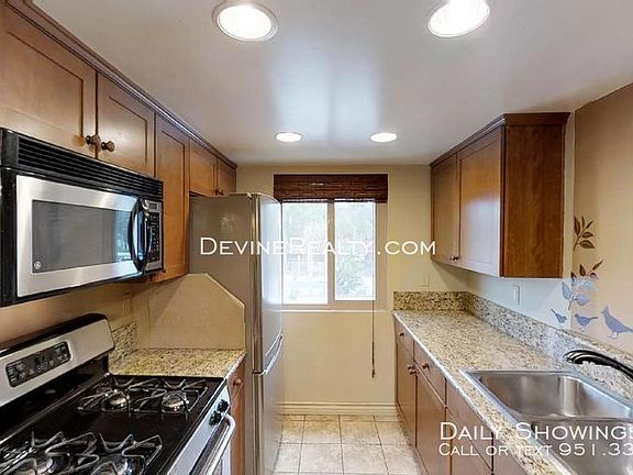 3rd image of 930 S Palmetto Ave APT 23