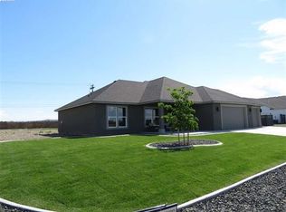 11900 Blackfoot Dr, Pasco, WA 99301