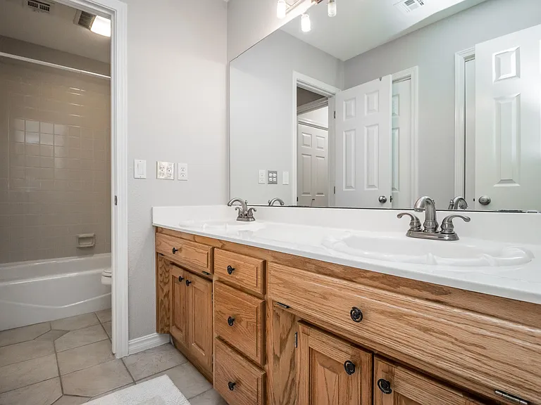 4 W La Quinta Ct — Photo 30
