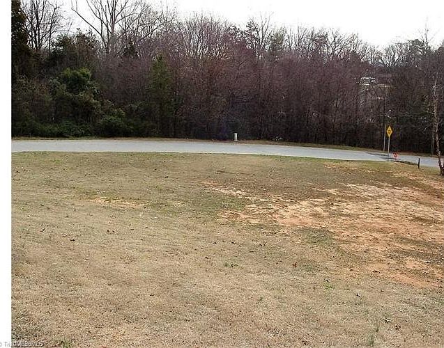 2nd image of 3900 Clinard Ave