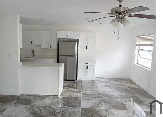 812 SW 13th St — Photo 7