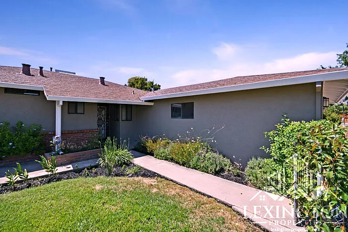 5001 Date Ave — Photo 4