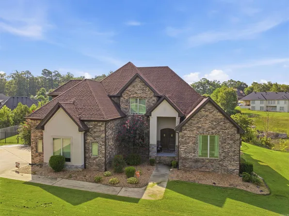 7310 Palm Beach Ave, Benton, AR 72019