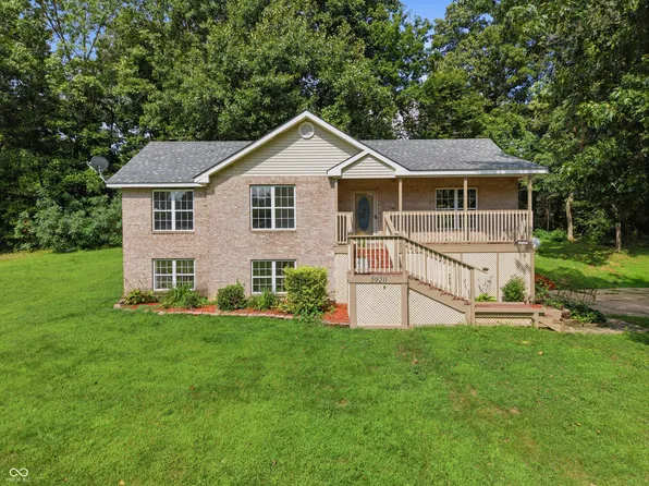 5920 Hidden Lake Ln, Nineveh, IN 46164