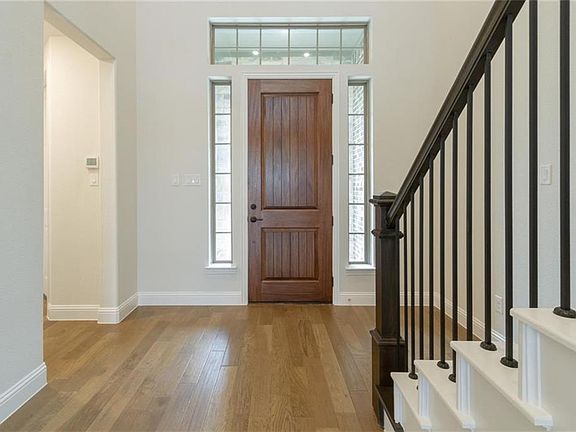 4th image of 1311 Dulverton Dr