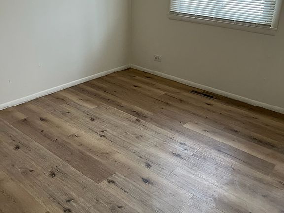 4th image of 760 N Linden Ave #760