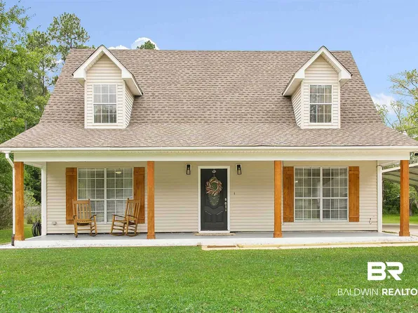 213 Maple Ave E, Satsuma, AL 36572