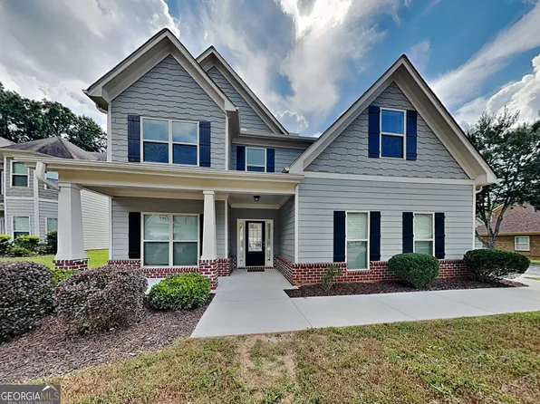 474 Cherry Creek Dr, Loganville, GA 30052