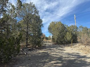 2 Jesse James Rd, Edgewood, NM 87015