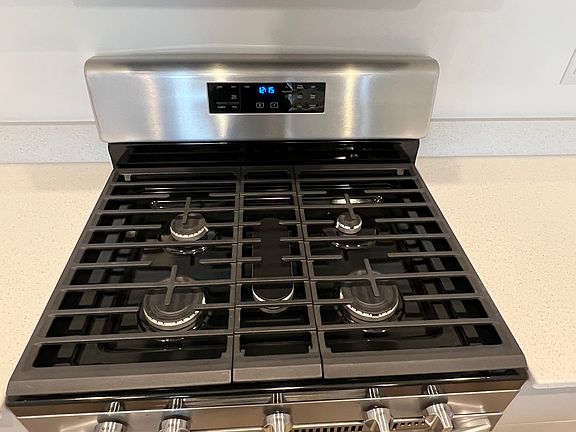 5th image of 2688 Gray Birch Dr