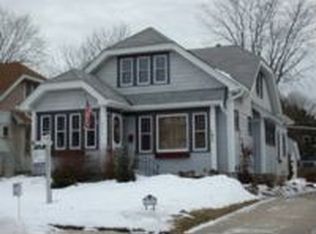 2356 N 67th St, Wauwatosa, WI 53213