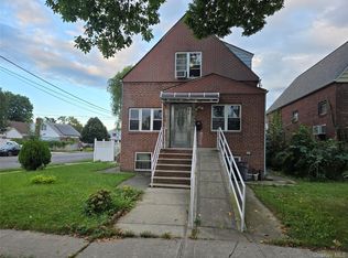 8301 247th St, Bellerose, NY 11426
