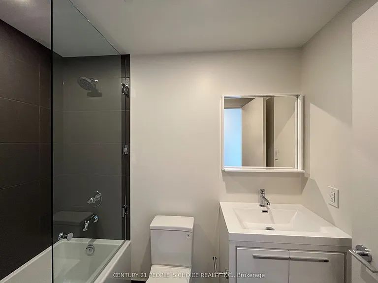 212 King William St #1023 — Photo 14