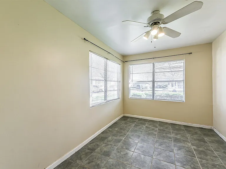 4710 Wedgewood Dr — Photo 17