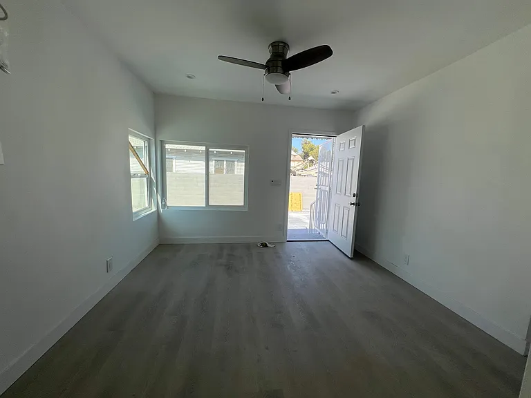 6614 Orchard Ave — Photo 9