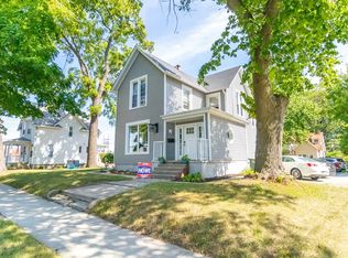 606 Morgan Blvd APT A, Valparaiso, IN 46383