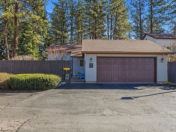 2nd image of 522 W Hastings Rd