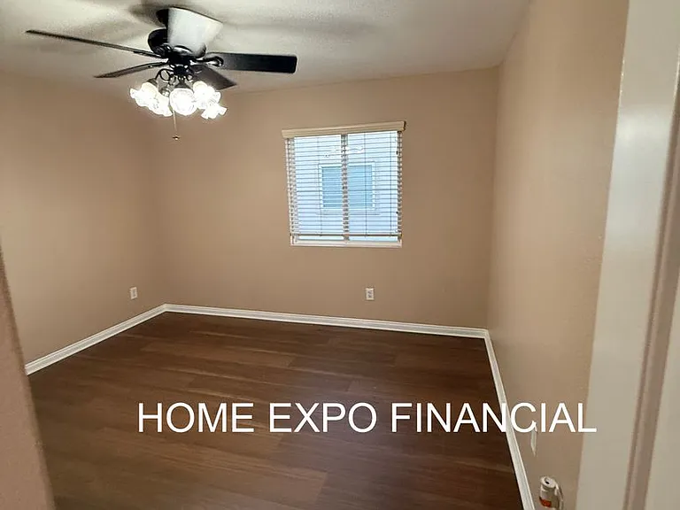1456 Moonlight Dr — Photo 19