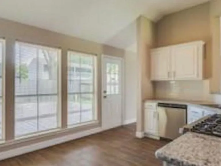 15827 Roxton Ridge Dr — Photo 2