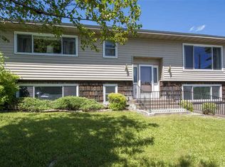 2415 W 26th St, Duluth, MN 55811