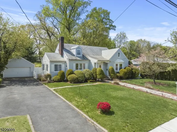 53 Martha Ave, Clifton City, NJ 07011