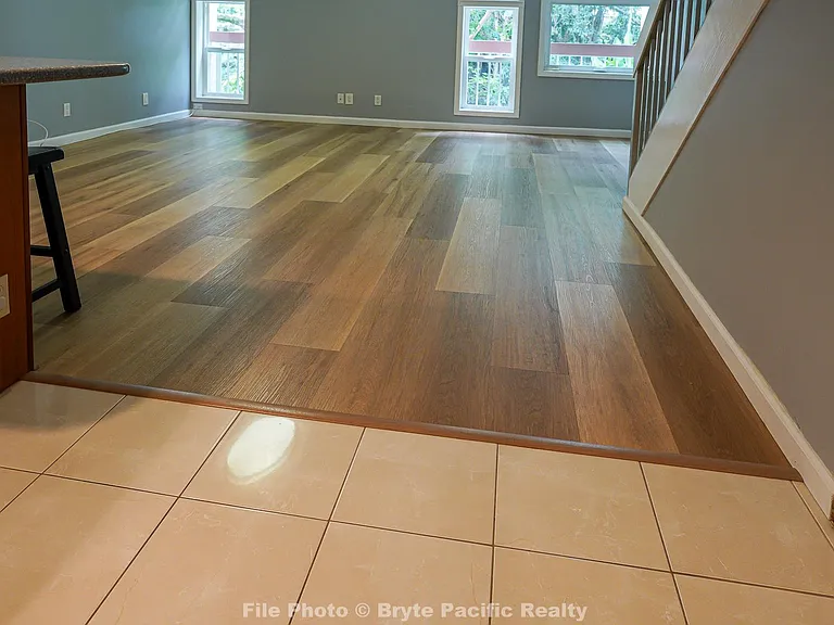 2939 E Manoa Rd #B4 — Photo 5