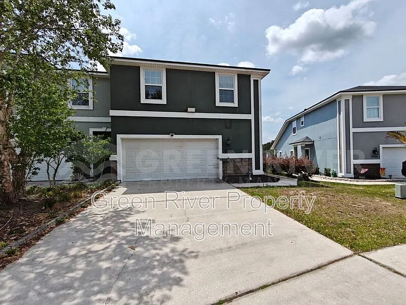 4 bed, 2.5 bath, 1791 sqft, $1,895 — Photo 2