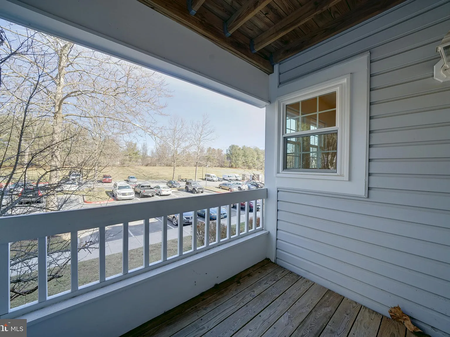 2 bed, 943 sqft, $1,900 — Photo 2