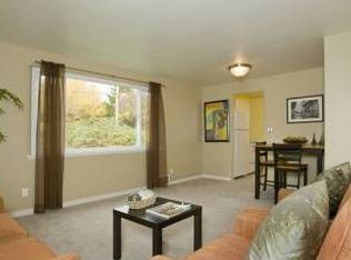 4867 Terrace Dr NE #4867, Seattle, WA 98105
