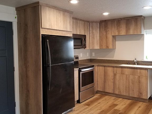 3rd image of 2503 E Lone Hill Dr #Basement