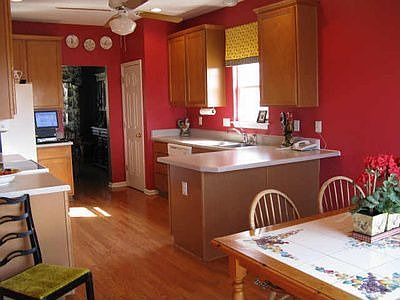 Kitchen and Breakfast Nook