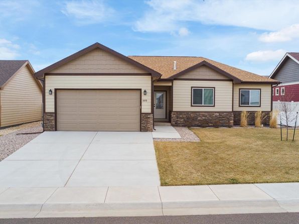 3818 Little Moon Trl, Laramie, WY 82070