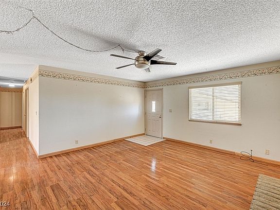 4th image of 1716 Crest Haven Ave