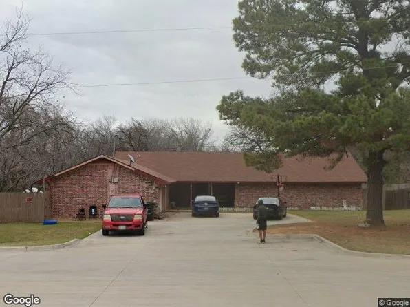1005 W Ln, Fort Worth, TX 76120