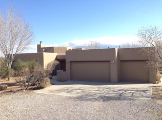 136 Reclining Acres Rd, Corrales, NM 87048