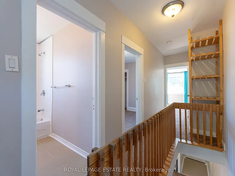 326 Monarch Park Ave — Photo 12