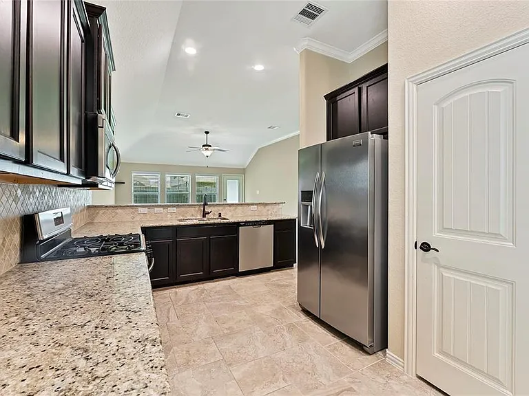 14618 Raleighs Meadow Ct — Photo 8