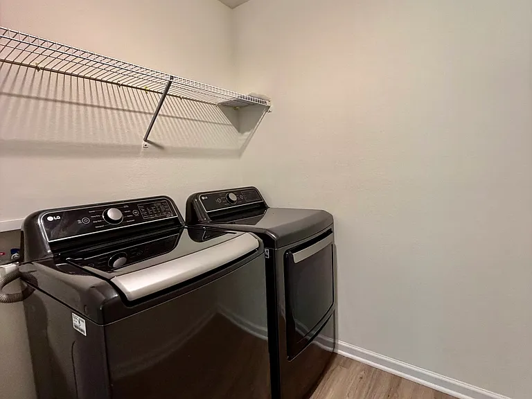 3118 Maple Ridge Dr — Photo 18