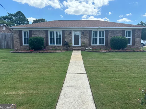 5320 Rockhurst Dr, Columbus, GA 31907