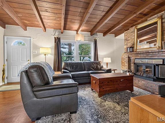 5th image of 4901 Mount Royal Rd