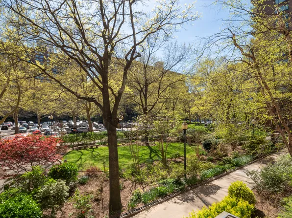400 Central Park West 2A image 1 of 3