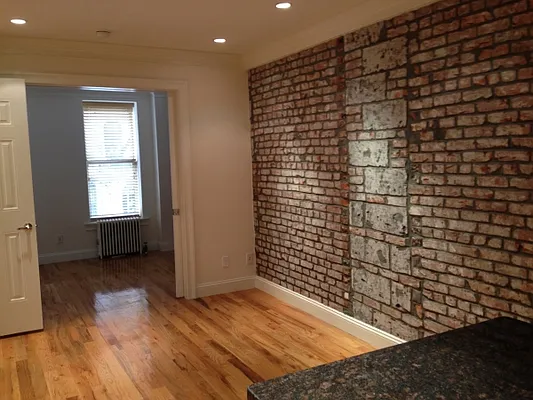 Rented by Citi Habitats | media 9