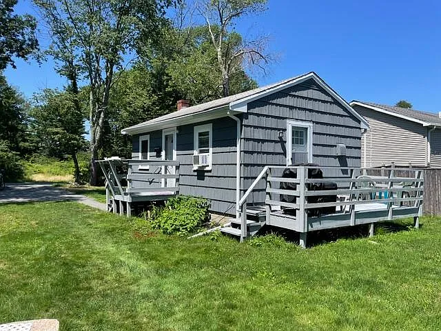 39 Newton Ave — Photo 5
