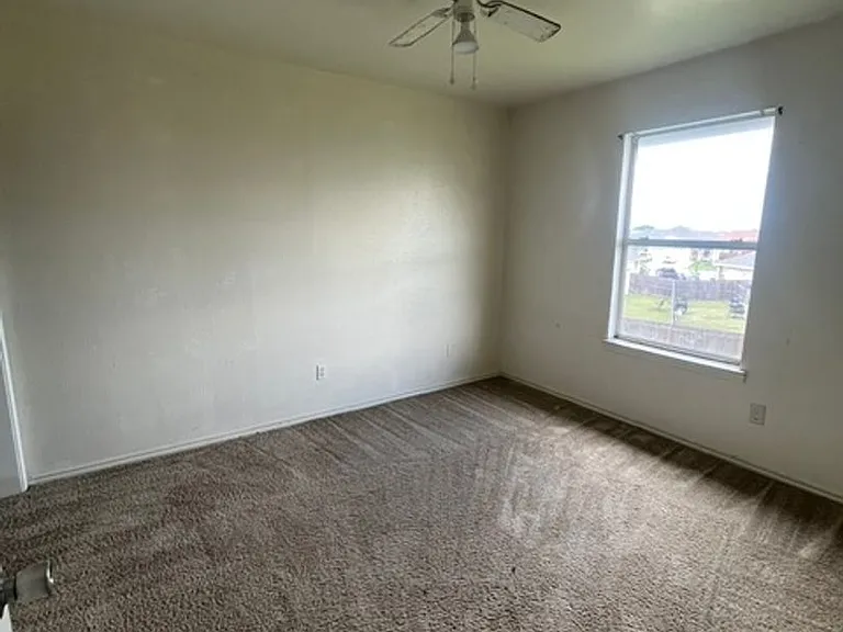 1103 Horizon Dr — Photo 6