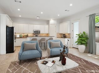 2525 N Garrett Ave, Dallas, TX 75206