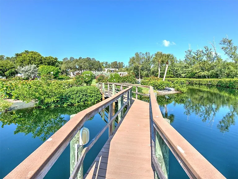 724 Bayport Way — Photo 47