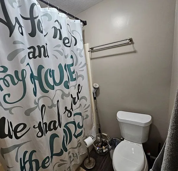 630 Alma Ct — Photo 6