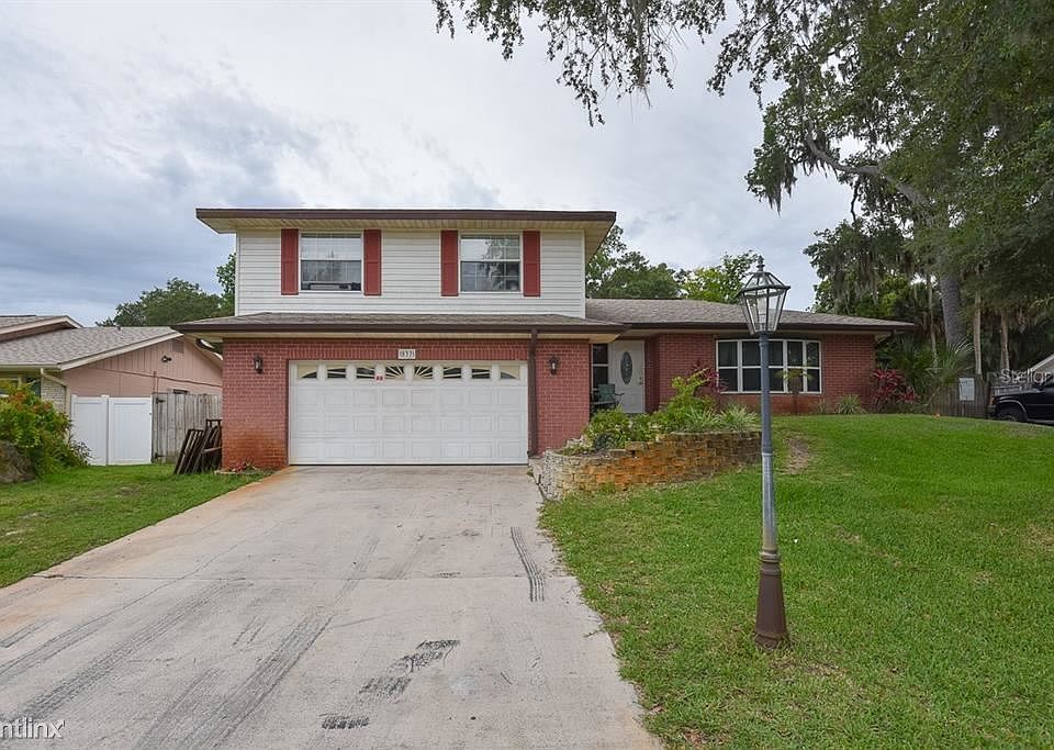 1st image of 537 Hamlet Dr