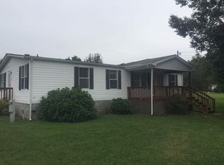 105 Griffin Dr, Dandridge, TN 37725