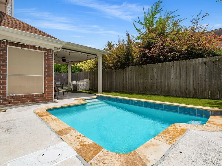 14207 Woodville Gardens Dr — Photo 37